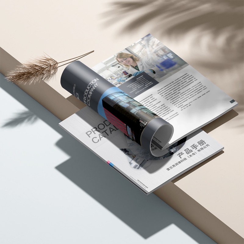 時(shí)尚畫冊設(shè)計(jì)的“走鋼絲藝術(shù)”：如何讓創(chuàng)意不飄，讓銷量不冷？